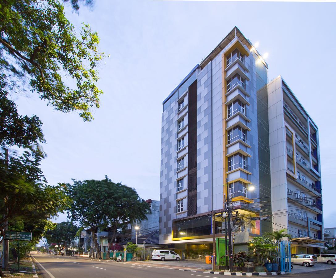 Reddoorz Near Roxy Hotel Jakarta Exterior photo