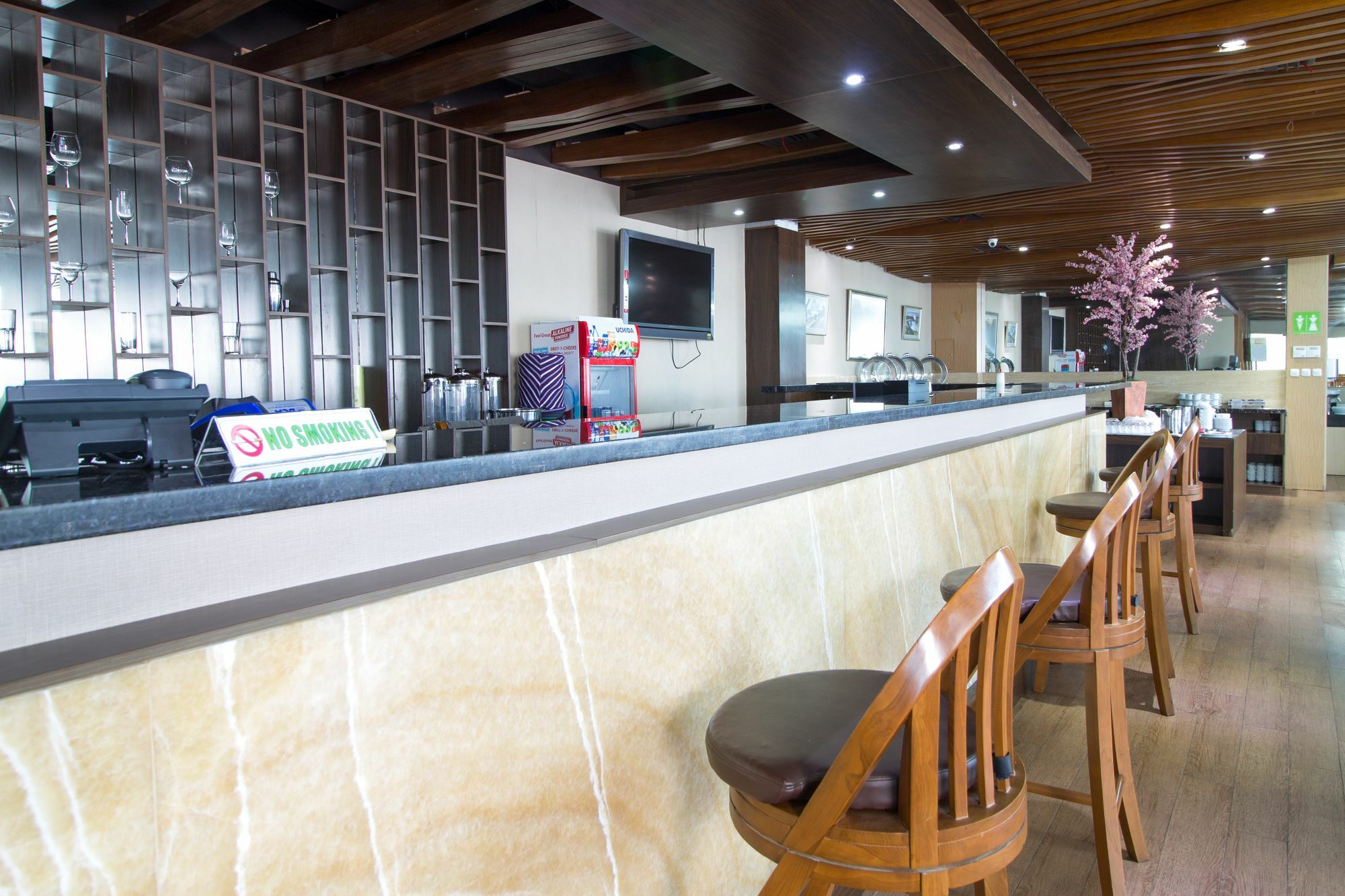 Reddoorz Near Roxy Hotel Jakarta Exterior photo